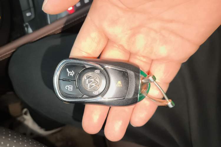 Used Buick Envision 2018 28T Four-Wheel Drive Luxury Model
