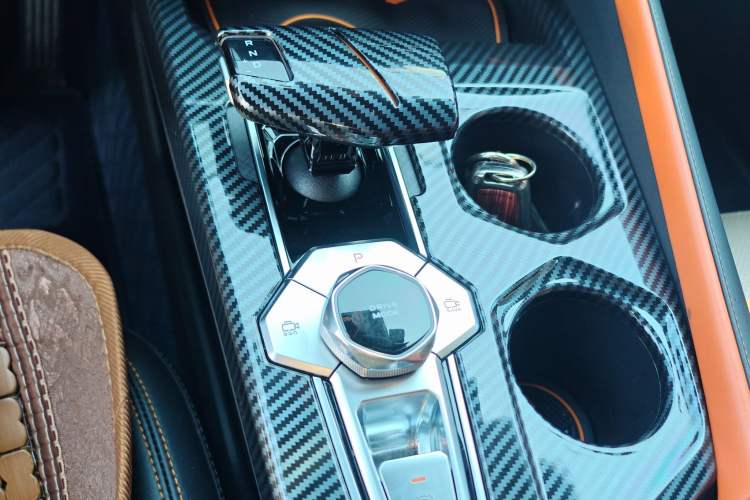 Used Changan UNI-V 2022 1.5T Prestige Version
