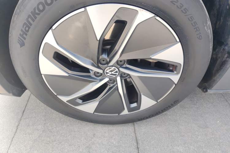 Used Volkswagen ID.4 CROZZ 2024 Pure Edition Limited Edition Left Front Wheel Hub