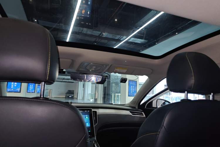 Used Roewe i6 MAX New Energy 2023 EV 420 Skyroof Special Edition