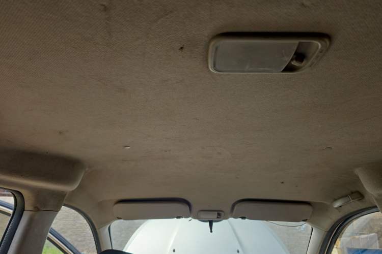 Used Wuling Rongguang V 2015 1.2L Base Version Headliner