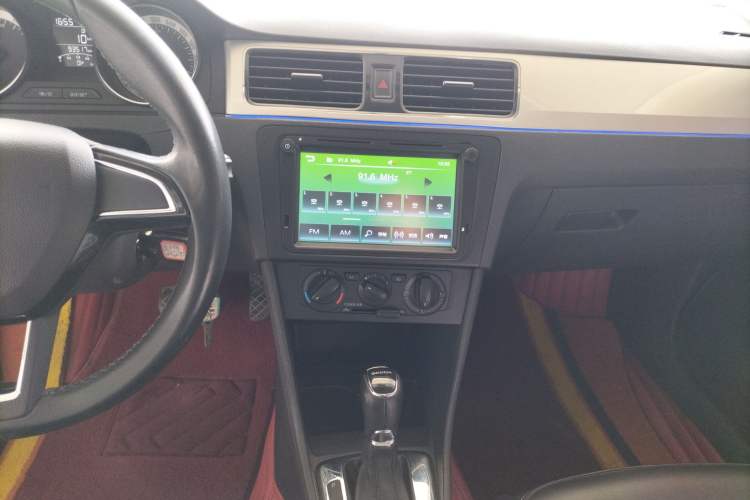 Used Skoda Rapid Spaceback 2018 1.6L Automatic Comfort Edition