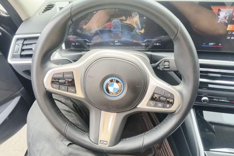 Used BMW i3 2022 eDrive 35 L
