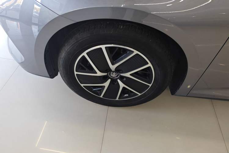 Used BYD Qin L 2024 DM-i 80KM Beyond Model
