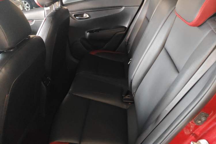 Used Kia KX Cross 2017 1.4L AT GLS