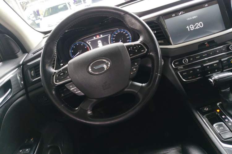 Used GAC Trumpchi GS7 2017 280T Two-Wheel Drive Luxury Model Steering Wheel