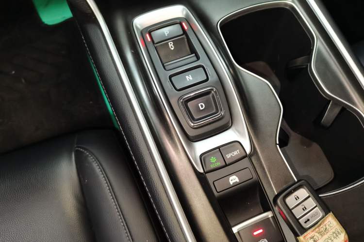 Used Honda Accord 2018 Rui Hybrid 2.0L Rui Ling Edition China VI
