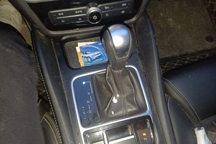 Used BYD Song MAX 2018 1.5T Automatic Smart Connect Elite Model with 6 Seats