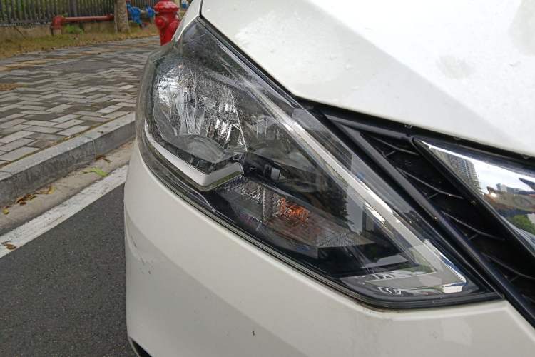 Used Nissan Sylphy 2022 Classic 1.6XE CVT Comfort Edition Right Front Headlight