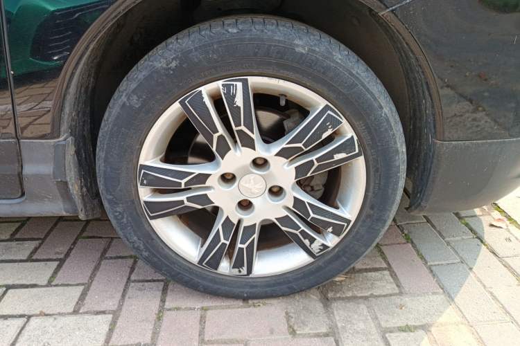 Used Peugeot 3008 2015 2.0L Automatic Classic Edition Exterior 7