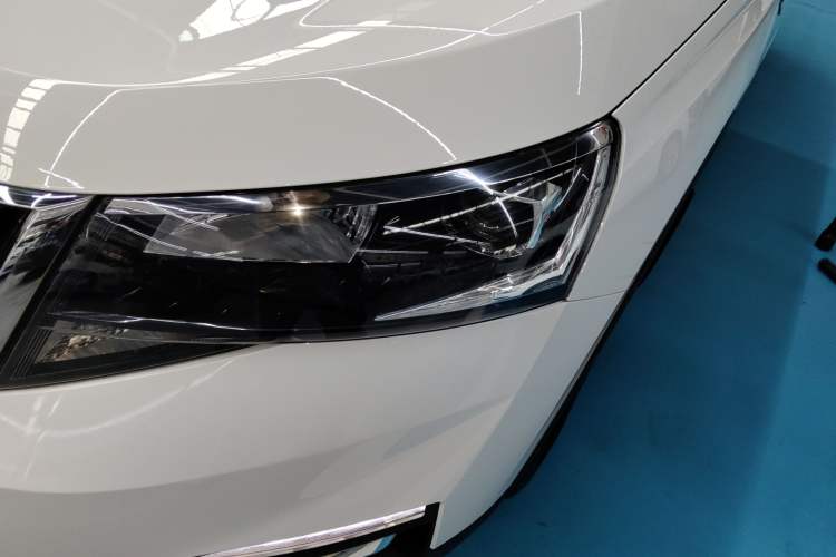 Used Skoda Kamiq 2018 1.5L Automatic Comfort Edition China VI Standard Left Front Headlight