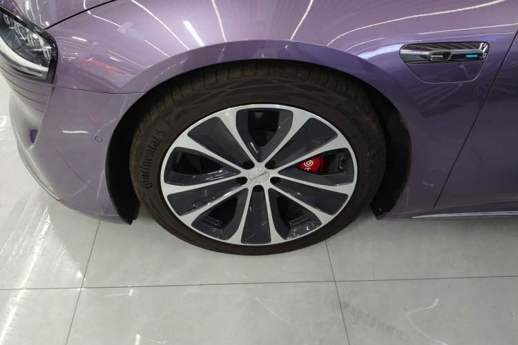 Used Hima Luxeed S7 2025 785 km Ultra