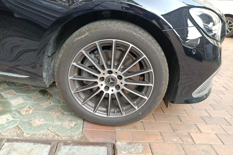 Used Mercedes-Benz E-Class 2023 E 260 L