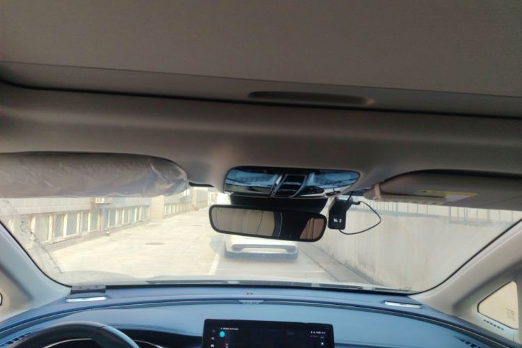 Used Roewe iMAX8 2022 400TGI Prestige Edition