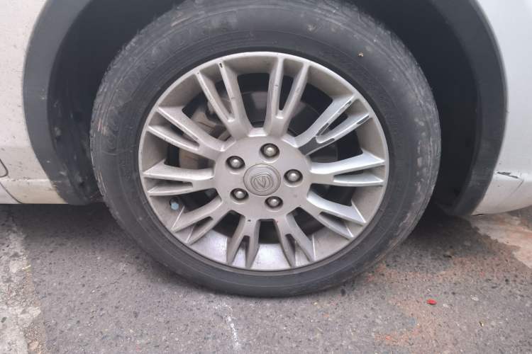 Used Changan Eado 2013 1.6L Manual Junku Model China V Standard
