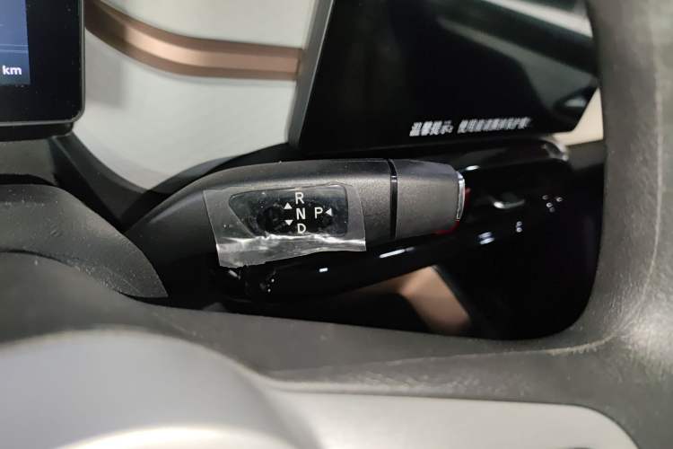 Used JAC Yiwei E10X 2024 Charming Edition 301km Lite