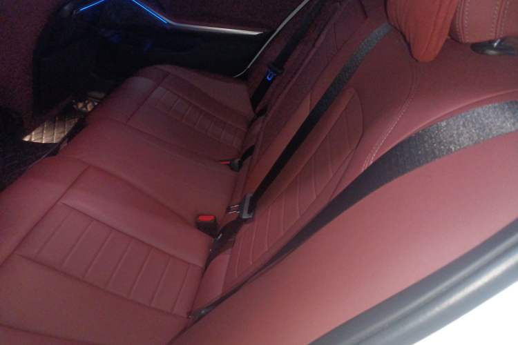 Used BMW 3 Series 2021 Second Facelift 325Li M Sport Night Edition Package
