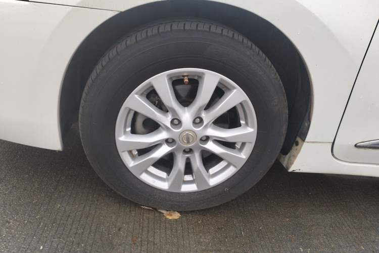 Used Nissan Teana 2013 2.5L XL Leading Edition Left Front Wheel Hub