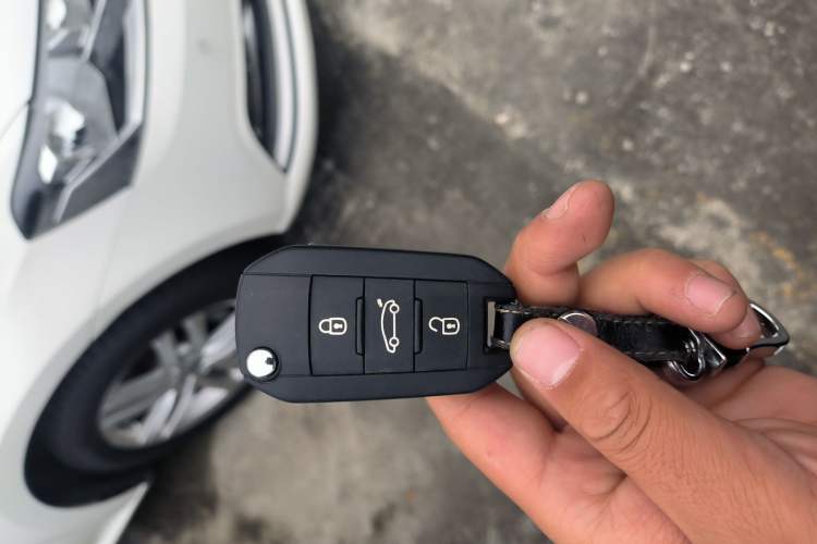 Used Peugeot 408 2014 1.8L Automatic Luxury Edition