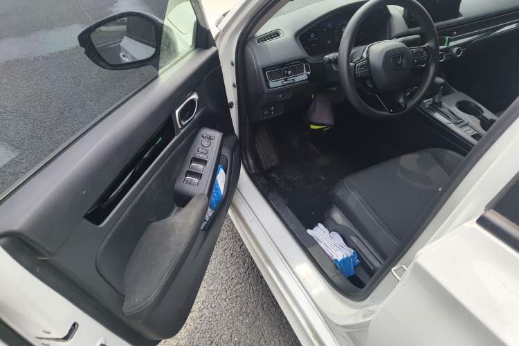 Used Honda Civic 2023 240TURBO CVT Dynamic Edition
