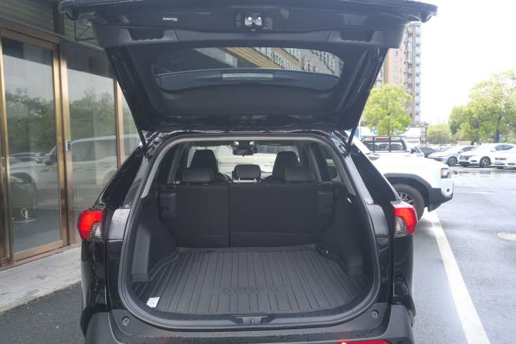 Used Toyota RAV4 2023 2.0L CVT Two-Wheel Drive Urban Edition