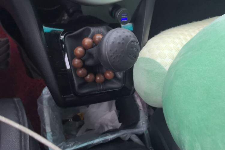 Used BYD S6 2013 Platinum Edition 2.0L Manual Luxury Model