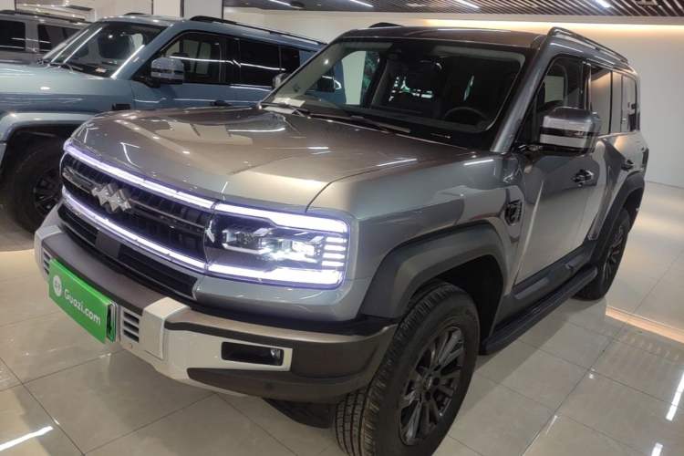 Used Formula Leopard 5 2023 Navigator Edition