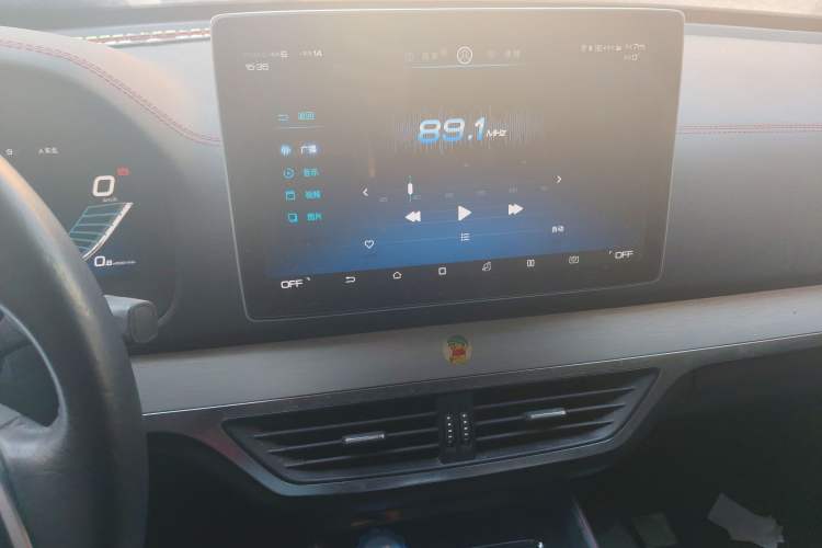 Used BYD Tang New Energy 2018 DM 2.0T All-Wheel Drive Smart Connectivity Luxury Model 7 Seats China V Emission Standard