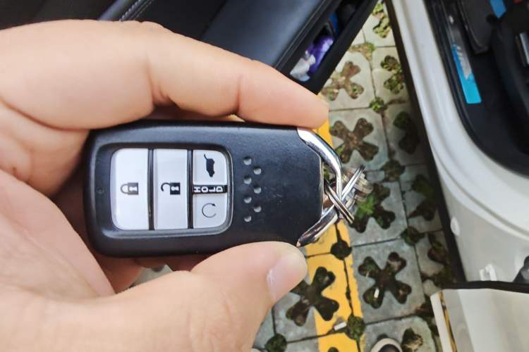 Used Honda UR-V 2017 240TURBO Two-Wheel Drive Luxury Edition China VI