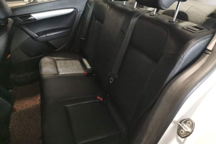 Used Volkswagen Lavida 2013 Revised Classic 1.6L Automatic Fashion Edition Left Rear Seat