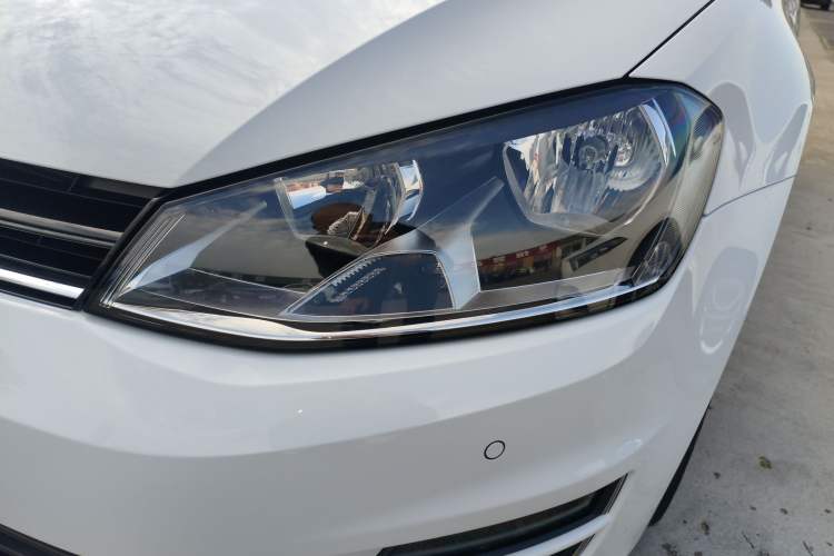 Used Volkswagen Golf 2017 1.6L Automatic Comfort Million-Vehicle Anniversary Edition Left Front Headlight