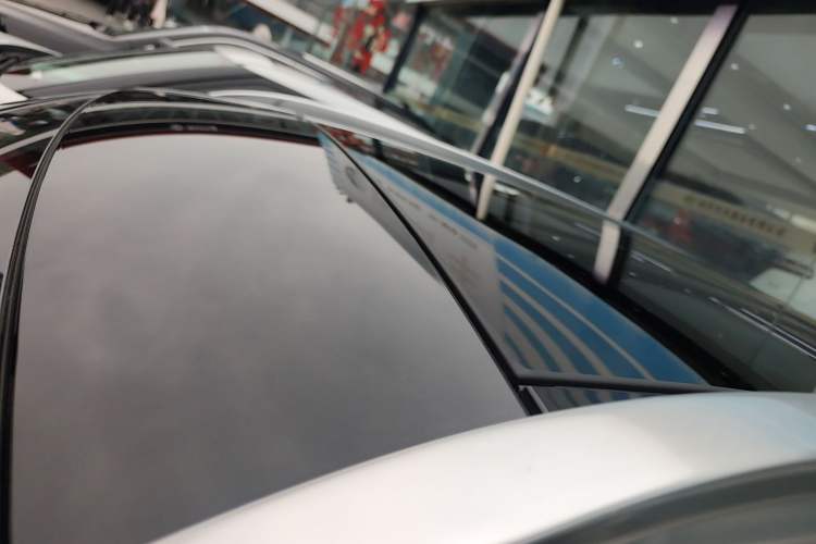 Used Mercedes-Benz GLC 2019 GLC 300 L 4MATIC Dynamic Model