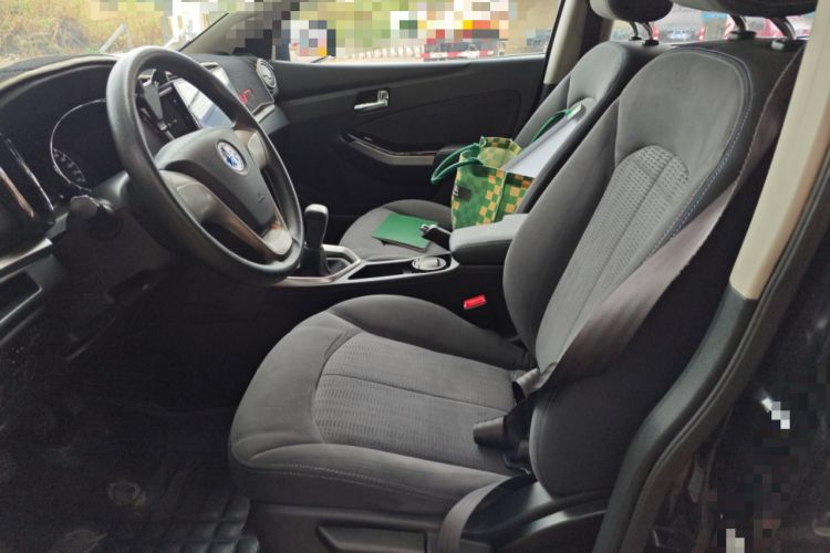 Used Venucia T70 2016 1.6L Manual Ruixing Edition