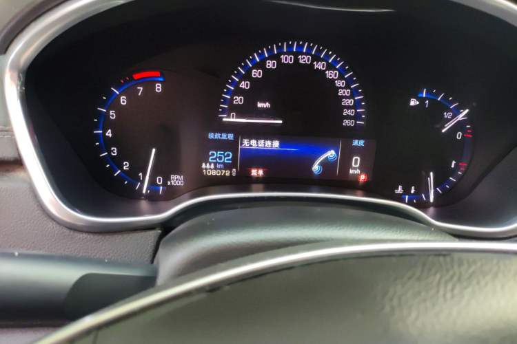 Used Cadillac SRX 2013 3.0L Comfort Model Odometer Close Up