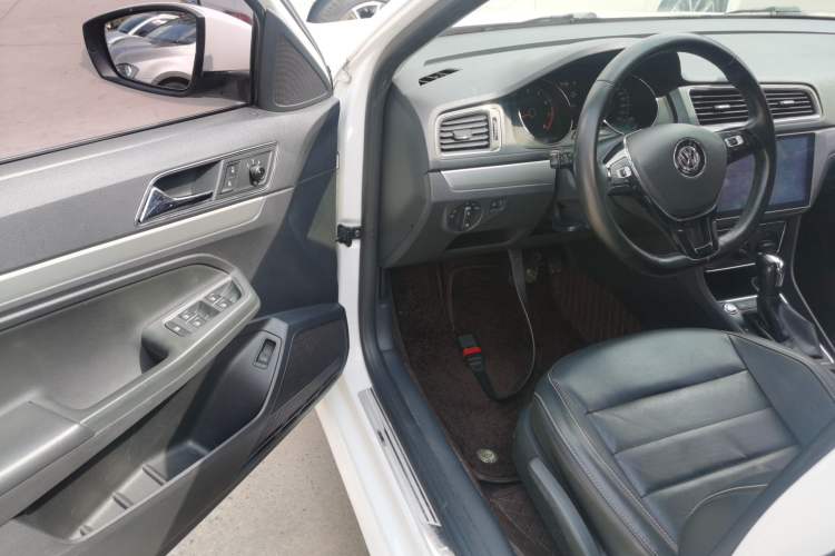 Used Volkswagen Lavida 2017 1.6L Automatic Comfort Edition Driver Seat