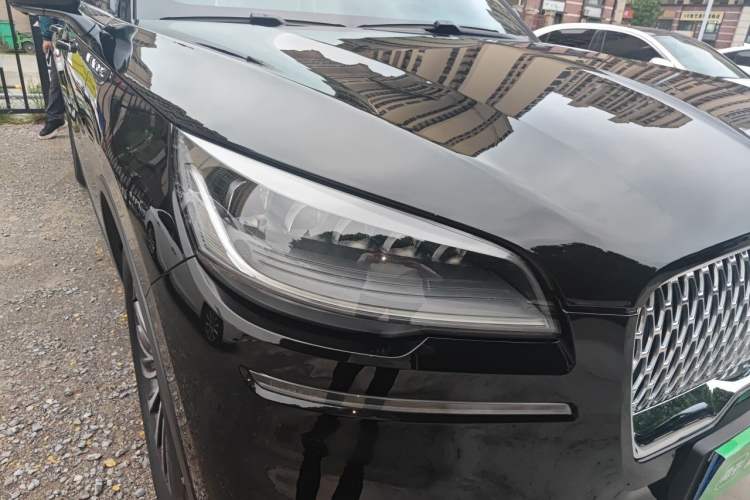 Used Lincoln Aviator 2023 3.0T V6 All-Wheel-Drive Zunya Cruise Version Six Seats
