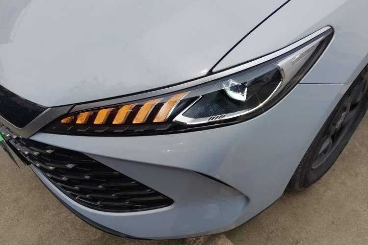 Used BYD Qin PLUS 2025 DM-i Smart Drive 55KM Leading Model
