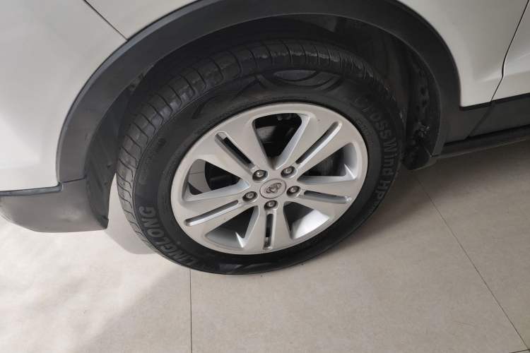 Used CHANGAN OSHAN CX70 2016 1.6L Manual Luxury Model Left Front Wheel Hub