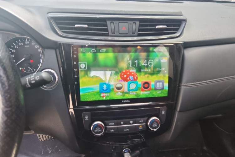 Used Nissan X-Trail 2019 2.0L CVT Comfort Edition 2WD Audio And AC Panel