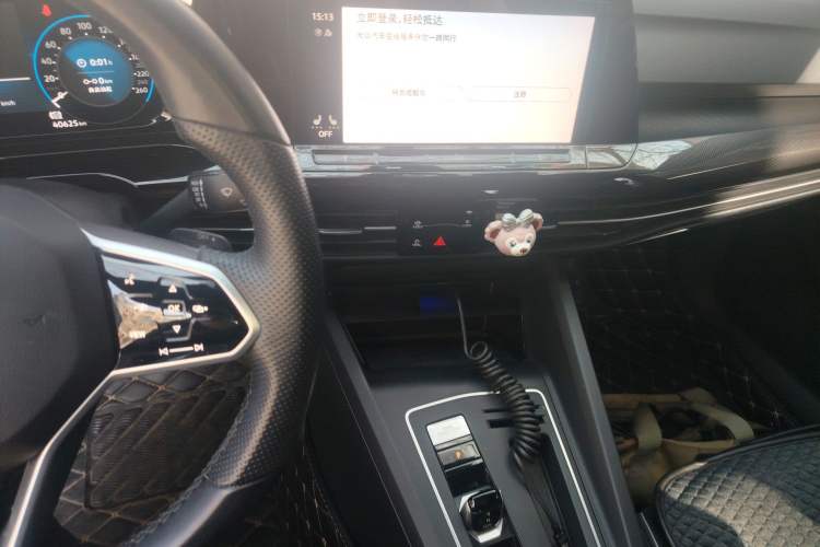 Used Volkswagen Golf 2021 280TSI DSG R-Line Audio And AC Panel