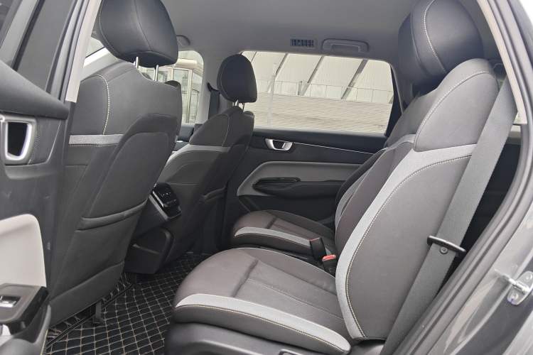 Used Wuling Victory 2020 1.5T CVT Elite Model Left Rear Seat