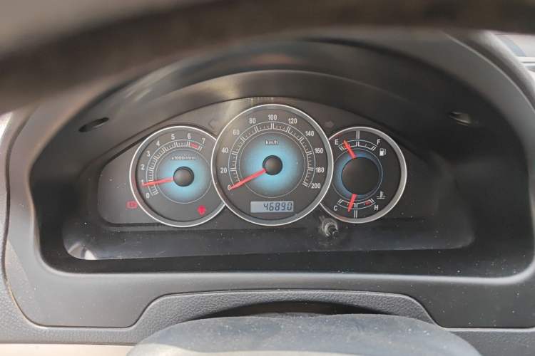 Used FAW Weizhi V5 2013 1.5L Manual Entry-Level Model China IV Standard Instrument Cluster