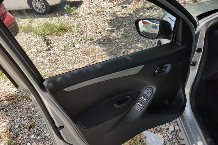 Used Citroen Elysee 2014 1.6L Manual Comfort Model
