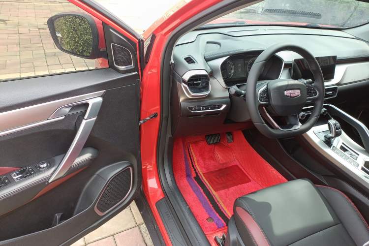 Used Geely Auto Coolray 2020 Facelift 240T DCT Hunter
