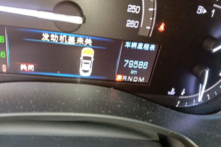 Used Cadillac ATS-L 2017 28T Fashion Edition Odometer Close Up