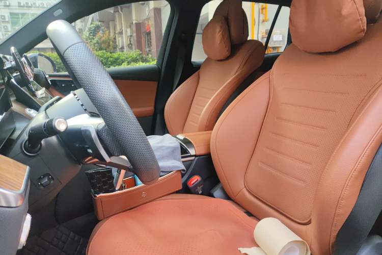 Used Mercedes-Benz GLC 2024 GLC 300 L 4MATIC Dynamic Edition 5-seater