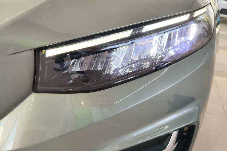 Used Geely Auto Preface 2023 1.5TD Fuyao Version
