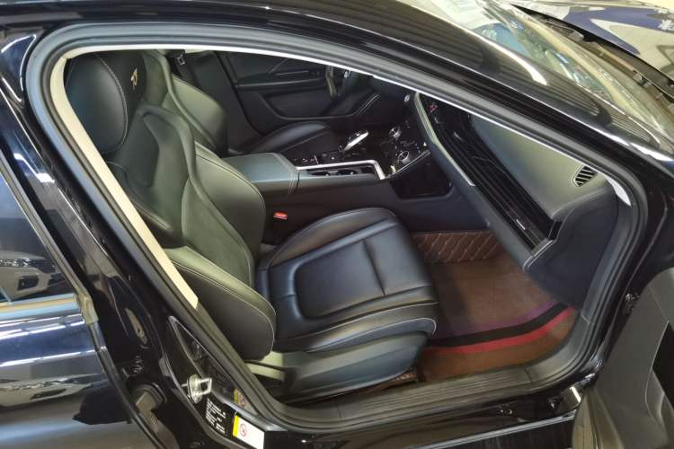 Used Bestune B70 2022 Third Generation 1.5T Automatic Enjoyment Version
