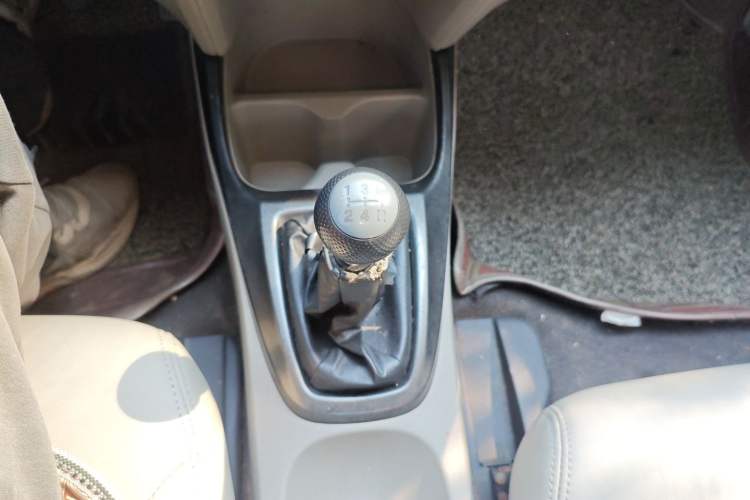 Used Honda City Classic 2012 1.5L manual Comfort version