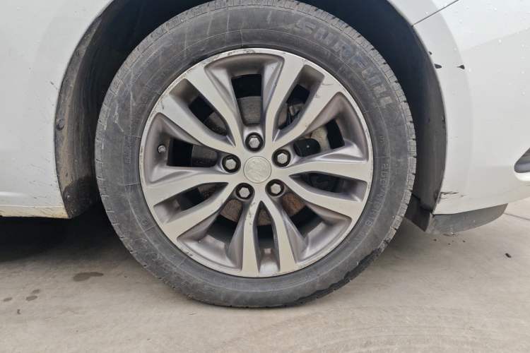 Used Buick GT 2019 18T Automatic Connected Elite Model China VI Standard
